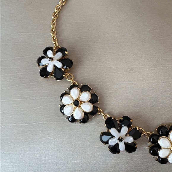 Talbots Necklace - Picture 4 of 4